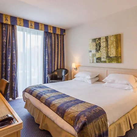 Hotel Golf 4*