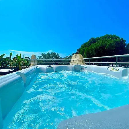 Golf Ξενοδοχείο 4*